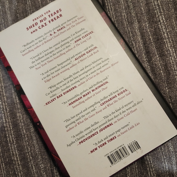 A novel by Caz Frear - Picture 2 of 5